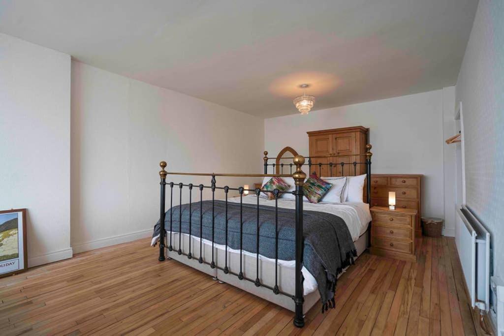 The Porthole Apartment Portstewart Exterior photo