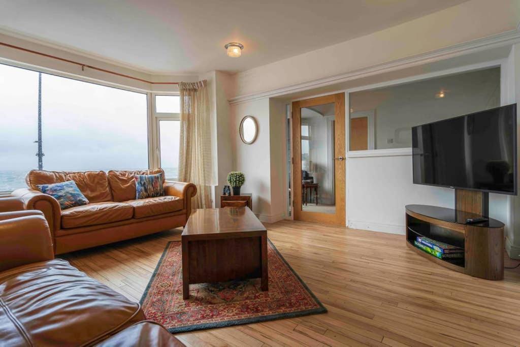 The Porthole Apartment Portstewart Exterior photo
