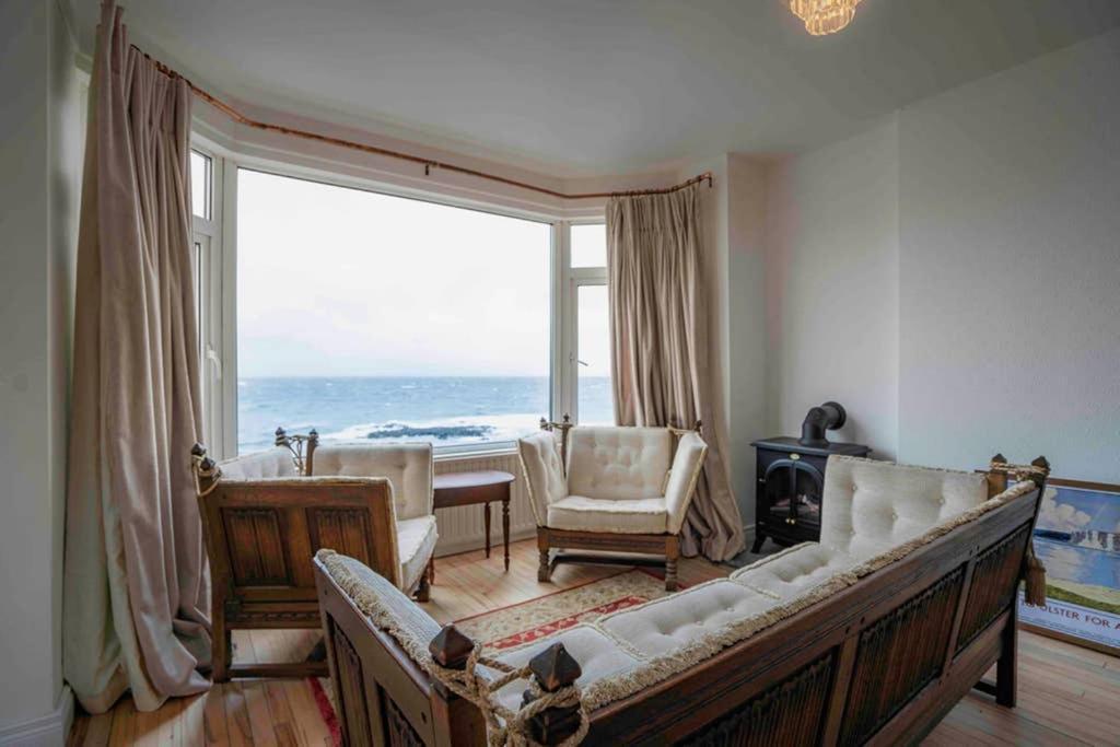 The Porthole Apartment Portstewart Exterior photo